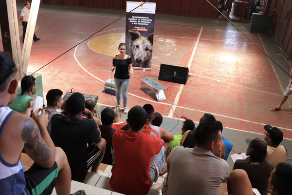 Cat Neutering Campaign in Costa Rica Prison